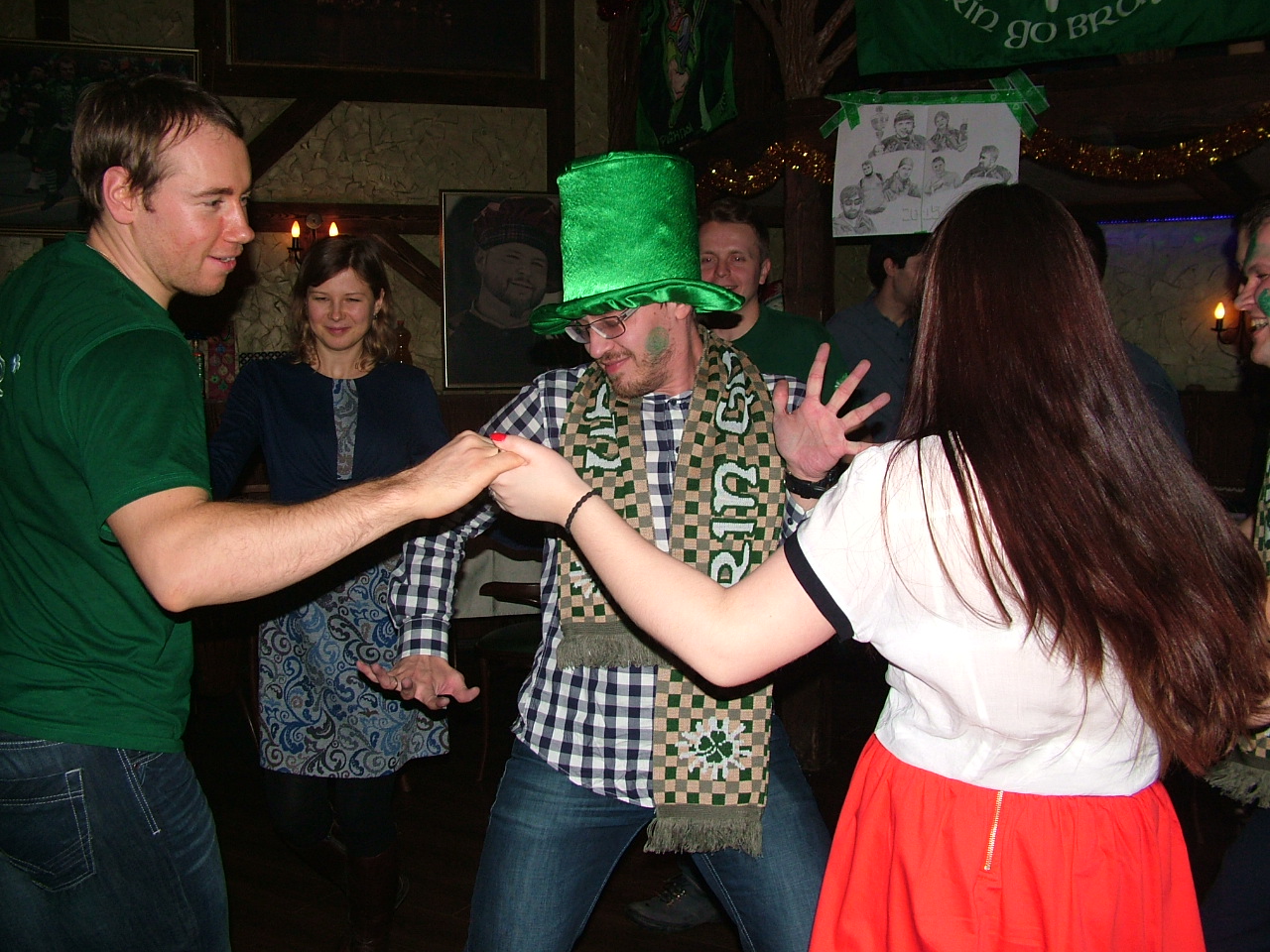 Ирландцы зажигают, Новый Год встречают!