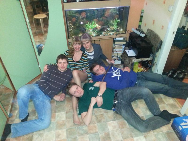 После нескольких партий в гномов и 7х9, а так же после 3х бутылок... :)