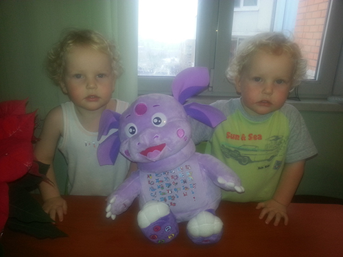 Близнецы и Лунтик :)